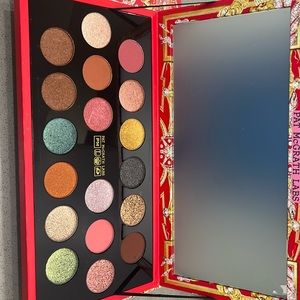 Brand new Pat McGrath eyeshadow palette in mothership mega celestial ody…